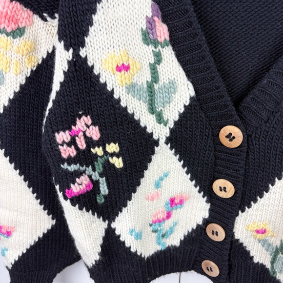Tach Tampa Wool Cardigan Sweater Embroidered Floral Diamond Granny Knit Small - Picture 4 of 8